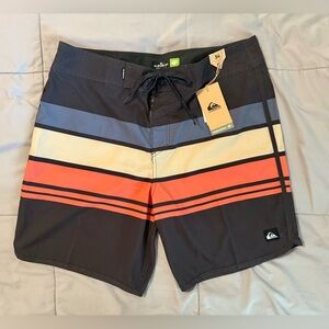NEW Quiksilver Board Shorts Swim Trunks Men’s 34 Unlined 19” NWT Multi-Color